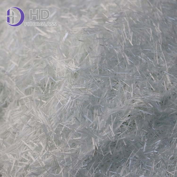 Chopped glass fiber reinforced thermoplastic material