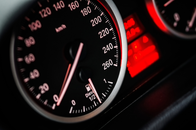 speedometer-1249610